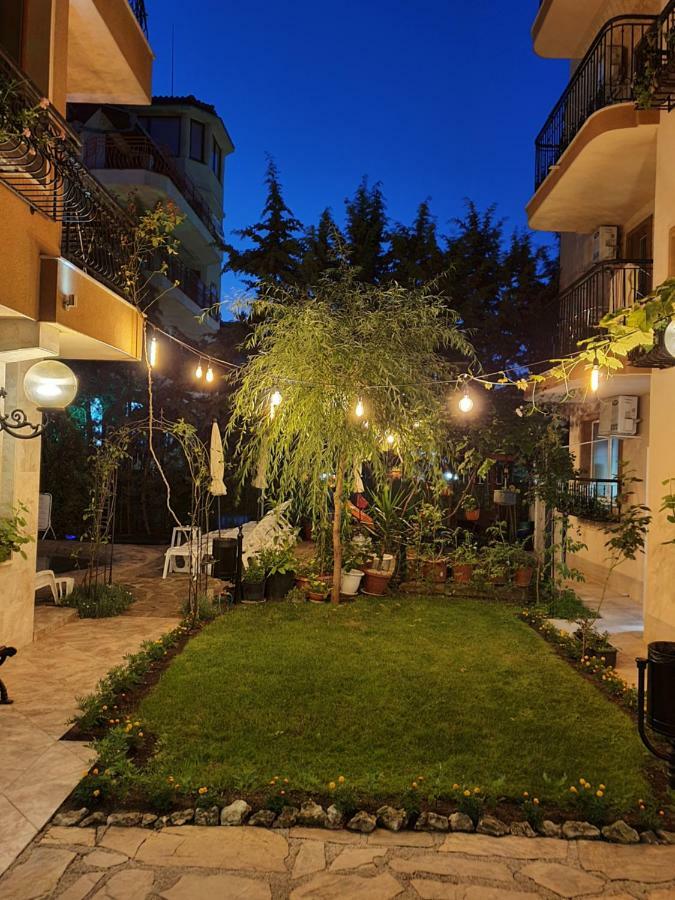 Villa Brigantina Сонячний Берег Екстер'єр фото